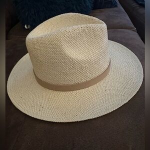 Evereve Cream Tan Straw Hat